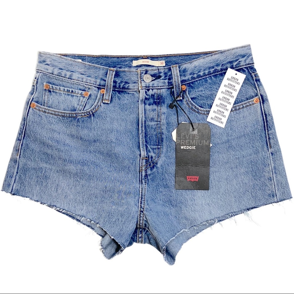 NEW Levi's High Rise Wedgie Jean Shorts